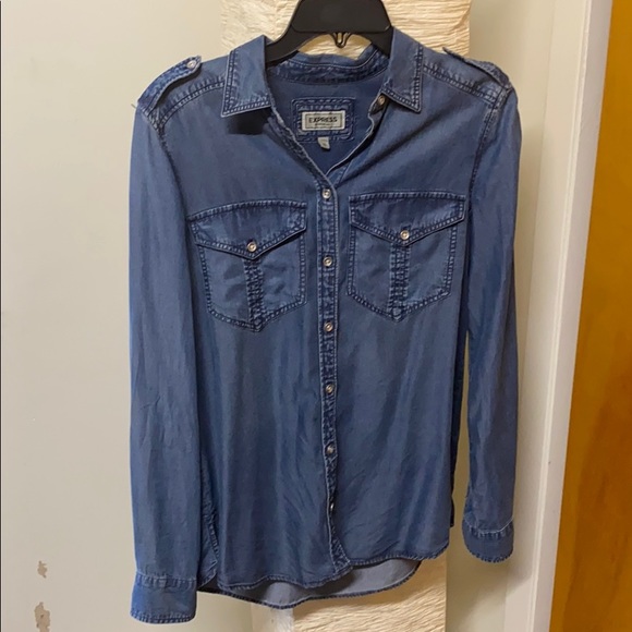 Express Boyfriend Denim Shirt - Picture 3 of 6